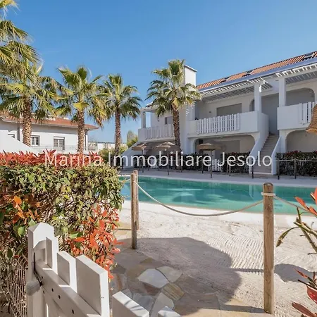 Oasi Beach Apartamento *